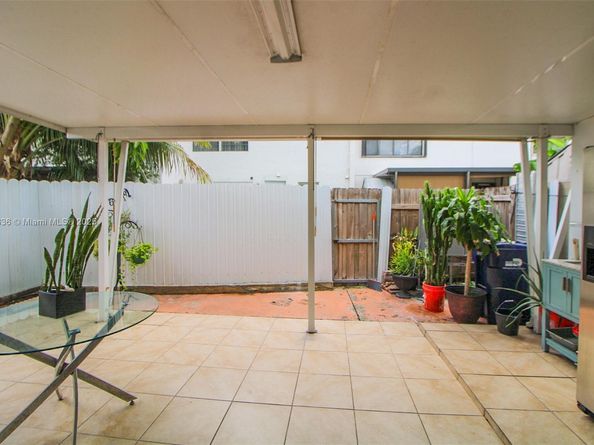 6604 SW 113th Ave, Miami FL 33173