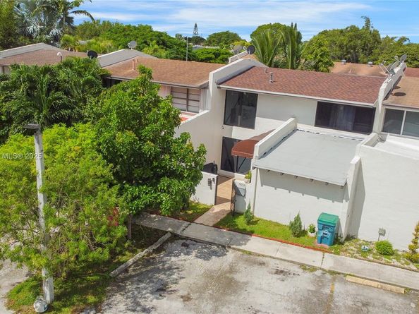 6604 SW 113th Ave, Miami FL 33173