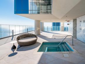 18501 Collins Ave 4304, Sunny Isles Beach FL 33160