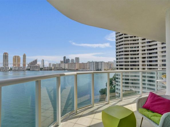 4000 Island Blvd 1007, Aventura FL 33160