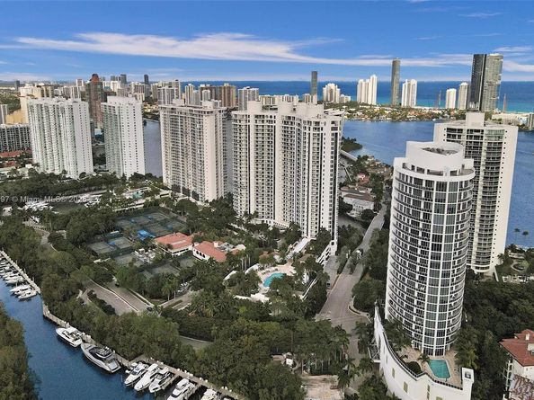 4000 Island Blvd 1007, Aventura FL 33160