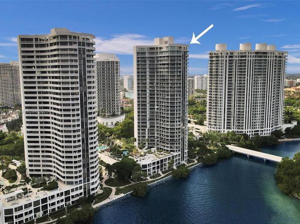 4000 Island Blvd 1007, Aventura FL 33160