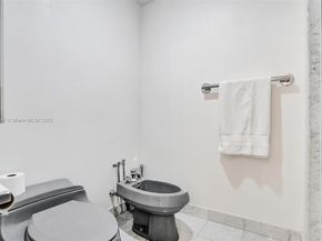 4000 Island Blvd 1007, Aventura FL 33160