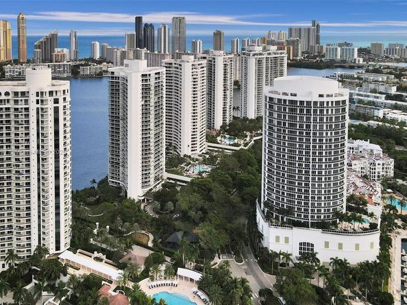 4000 Island Blvd 1007, Aventura FL 33160