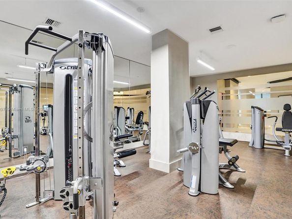 4000 Island Blvd 1007, Aventura FL 33160