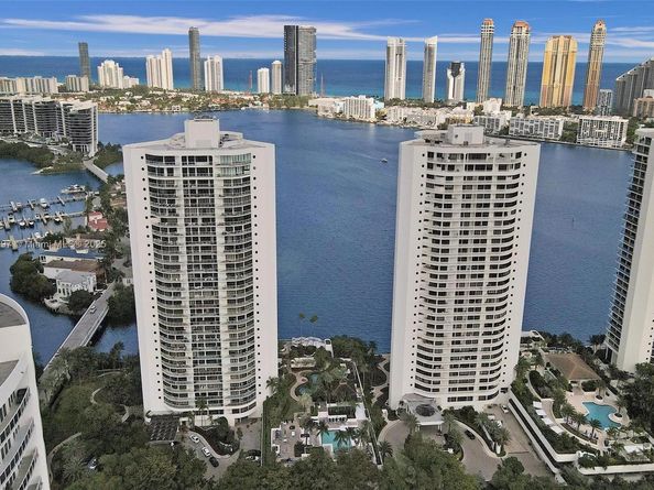 4000 Island Blvd 1007, Aventura FL 33160