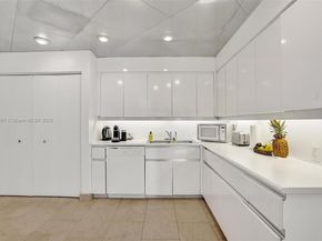 4000 Island Blvd 1007, Aventura FL 33160