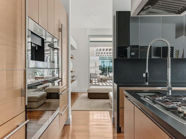 30 Palm Ave, Miami Beach FL 33139