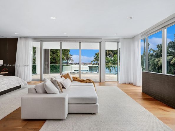 30 Palm Ave, Miami Beach FL 33139