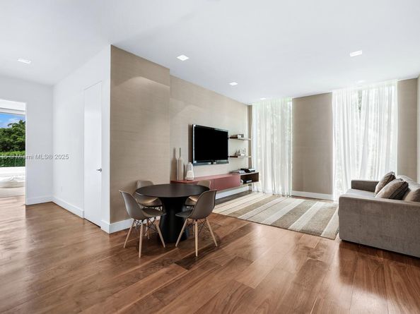30 Palm Ave, Miami Beach FL 33139