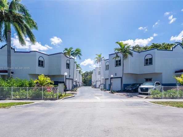 2927 SW 18 th Terrace, Fort Lauderdale FL 33315