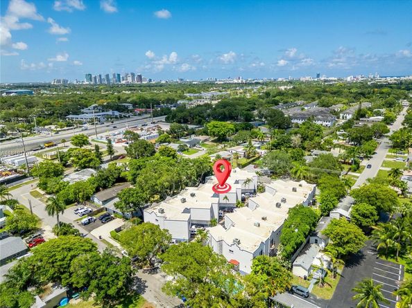 2927 SW 18 th Terrace, Fort Lauderdale FL 33315