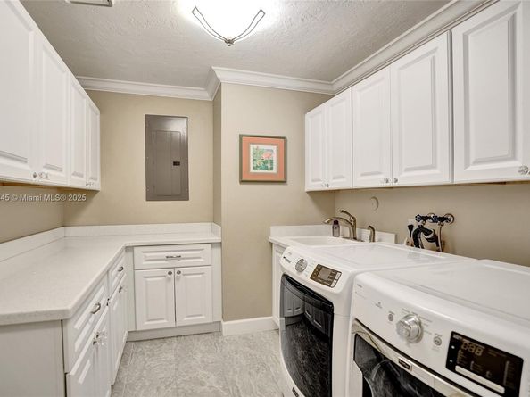 1780 Eagle Trace Blvd, Coral Springs FL 33071