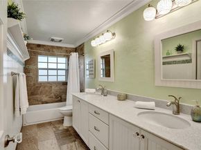 1780 Eagle Trace Blvd, Coral Springs FL 33071