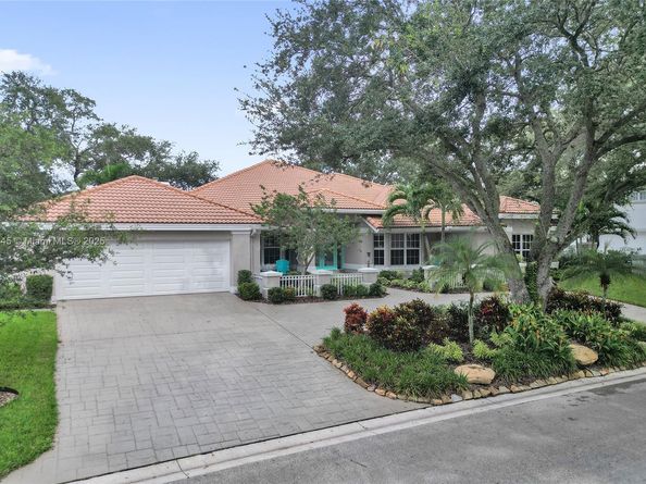 1780 Eagle Trace Blvd, Coral Springs FL 33071