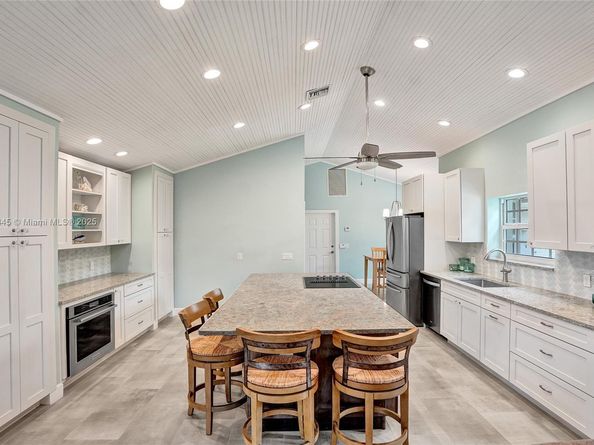 1780 Eagle Trace Blvd, Coral Springs FL 33071