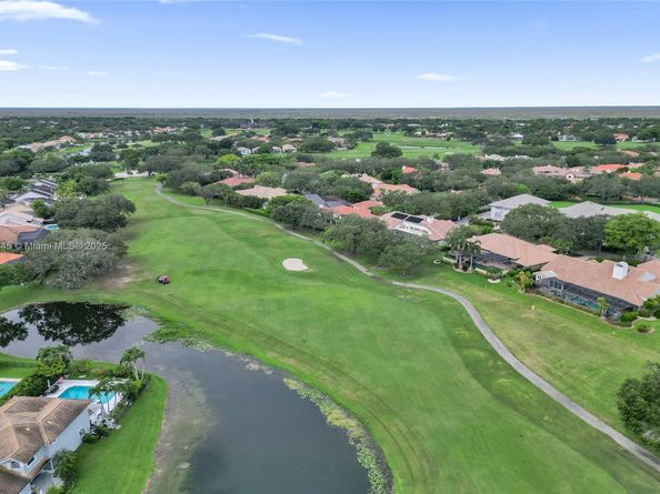 1780 Eagle Trace Blvd, Coral Springs FL 33071