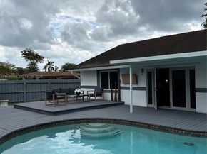 3594 SW 69th Ave, Miramar FL 33023