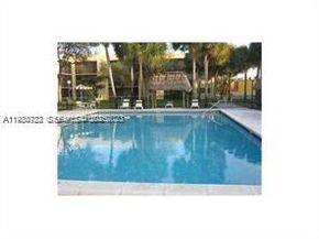 8075 SW 107 Av 210, Miami FL 33173