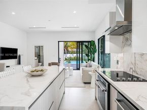 2943 SW 21st st, Miami FL 33145