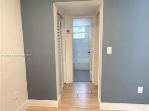2498 SW 17th Ave 4105, Miami FL 33145