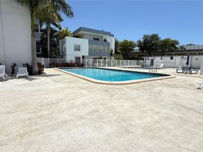 2498 SW 17th Ave 4105, Miami FL 33145