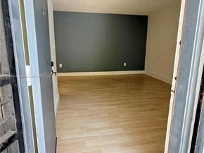 2498 SW 17th Ave 4105, Miami FL 33145
