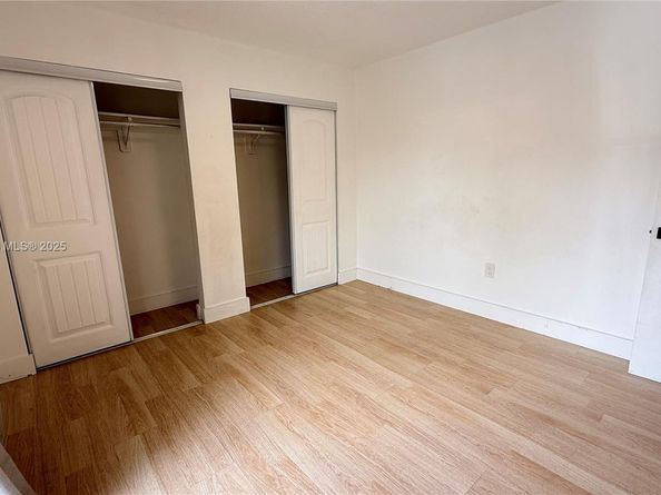 2498 SW 17th Ave 4105, Miami FL 33145