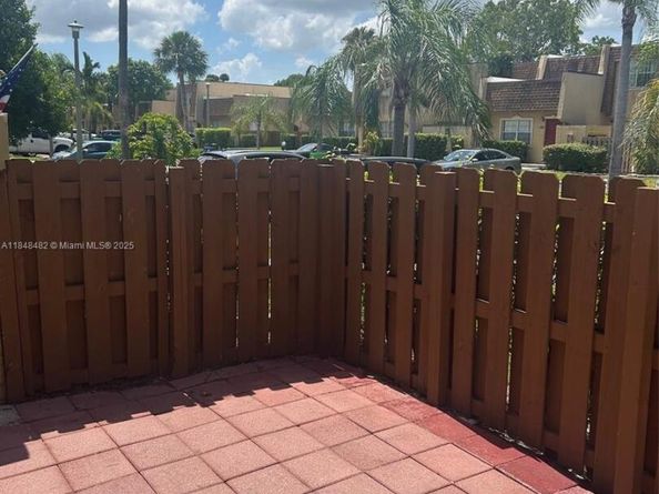 Undisclosed Address #A11848482, Sunrise FL 33351