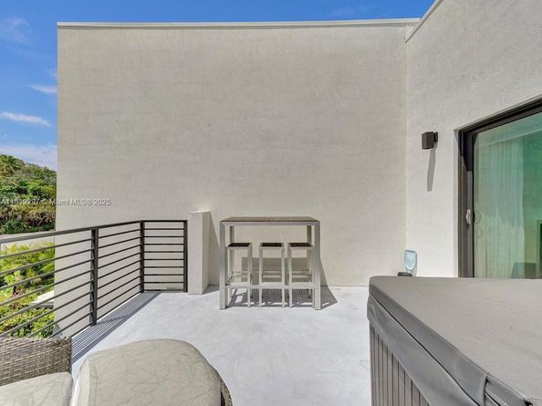 1604 SW 4th Ave, Fort Lauderdale FL 33315