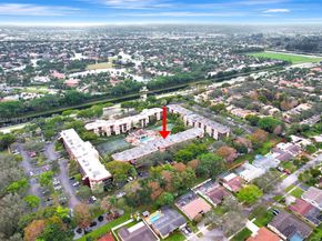 10501 W Broward Blvd 304, Plantation FL 33324