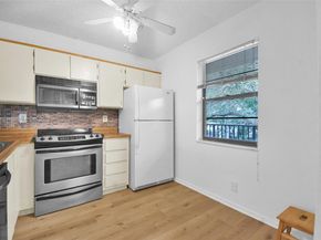 10501 W Broward Blvd 304, Plantation FL 33324