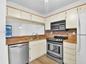 10501 W Broward Blvd 304, Plantation FL 33324