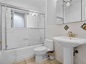 1051 W Tropical Way, Plantation FL 33317