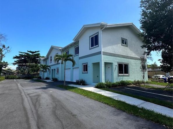 726 NW 2nd Ave, Fort Lauderdale FL 33311
