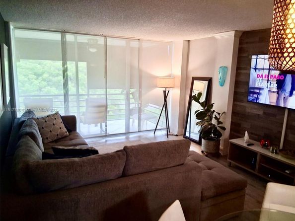 103 Royal Park Dr 3D, Oakland Park FL 33309