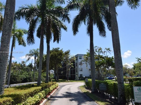 103 Royal Park Dr 3D, Oakland Park FL 33309