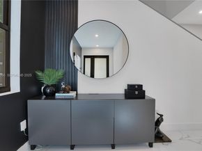 2320 SW 14th St, Miami FL 33145