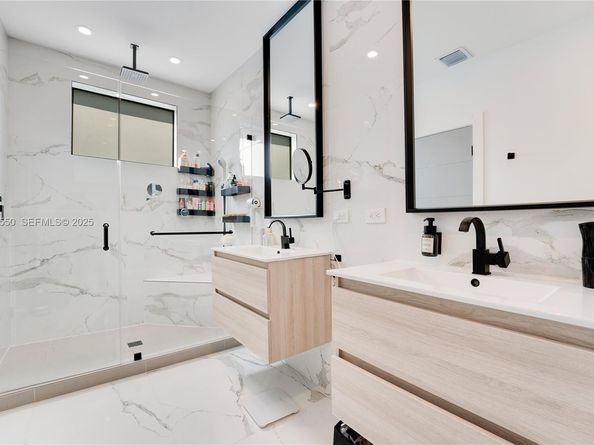 2320 SW 14th St, Miami FL 33145