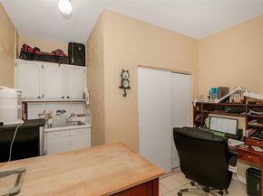 4118 E 10th Ct, Hialeah FL 33013