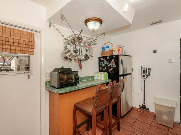 4118 E 10th Ct, Hialeah FL 33013