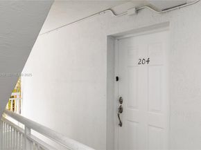 3101 SW 27th Ave 204, Miami FL 33133