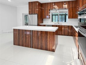 2181 SW 117th Ter, Davie FL 33325