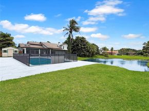 2181 SW 117th Ter, Davie FL 33325