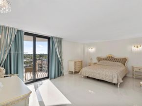 8877 Collins Ave 704, Surfside FL 33154