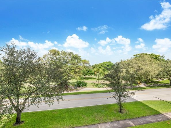 700 Coral Way 2, Coral Gables FL 33134