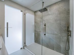 700 Coral Way 2, Coral Gables FL 33134