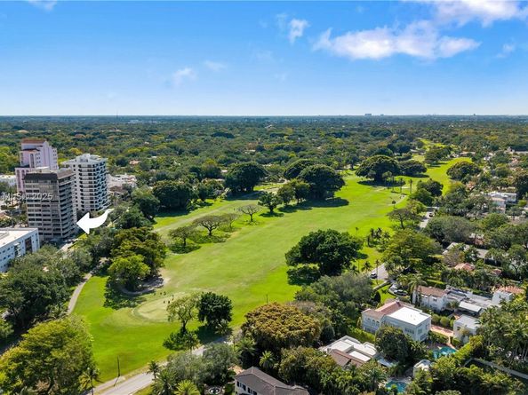 700 Coral Way 2, Coral Gables FL 33134