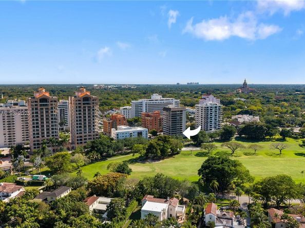 700 Coral Way 2, Coral Gables FL 33134