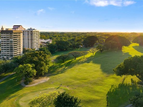 700 Coral Way 2, Coral Gables FL 33134